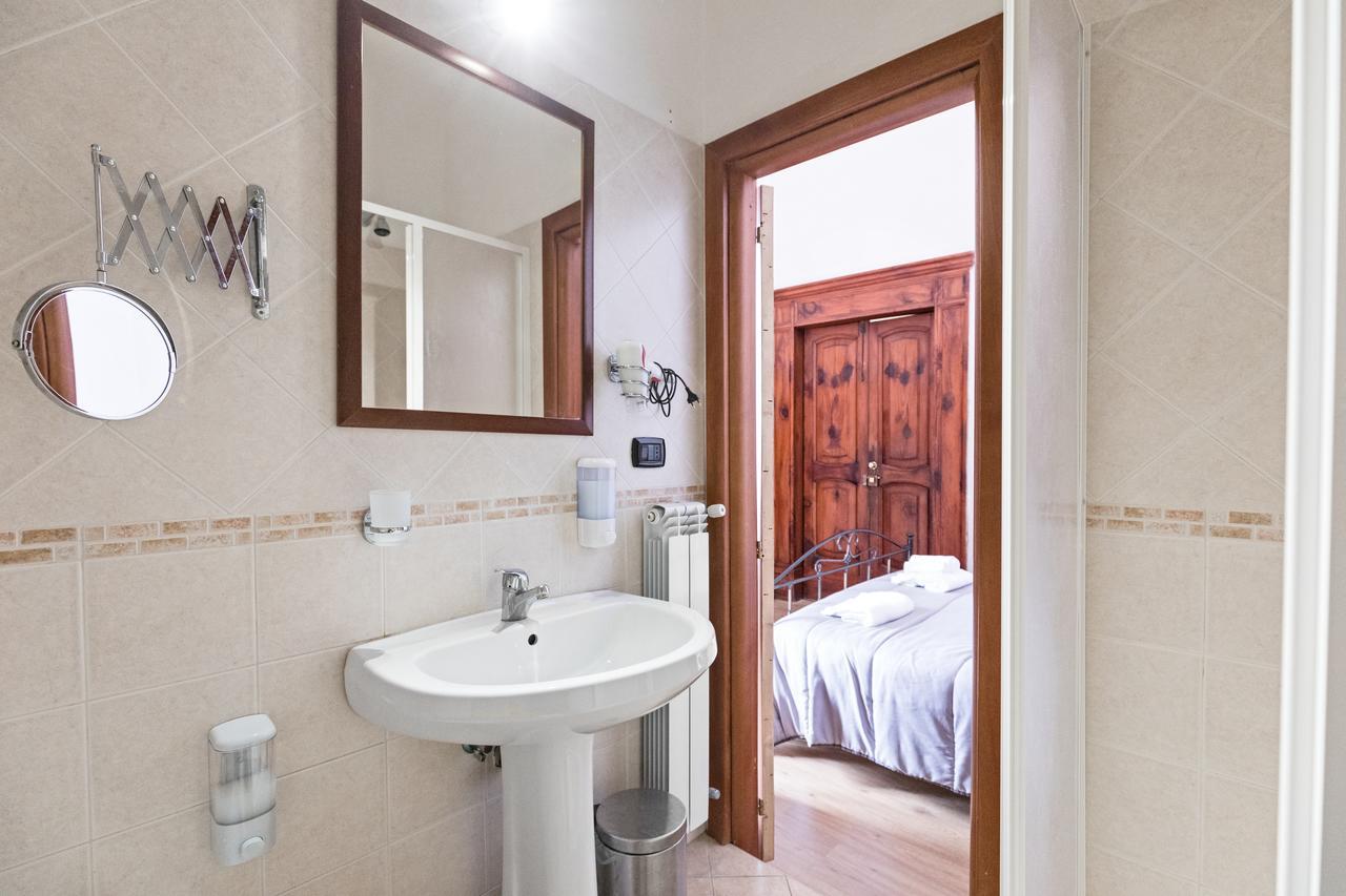 Opera Home Naples Extérieur photo